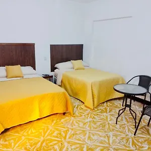  Hotel Cairo