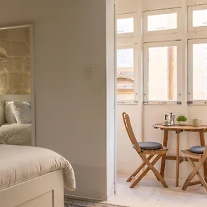 https://apt-15-main-gate.hotelssaintjulians.com